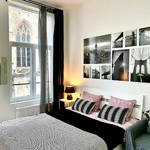bonjour-apartments-entre-3.hotelsantwerp.net/