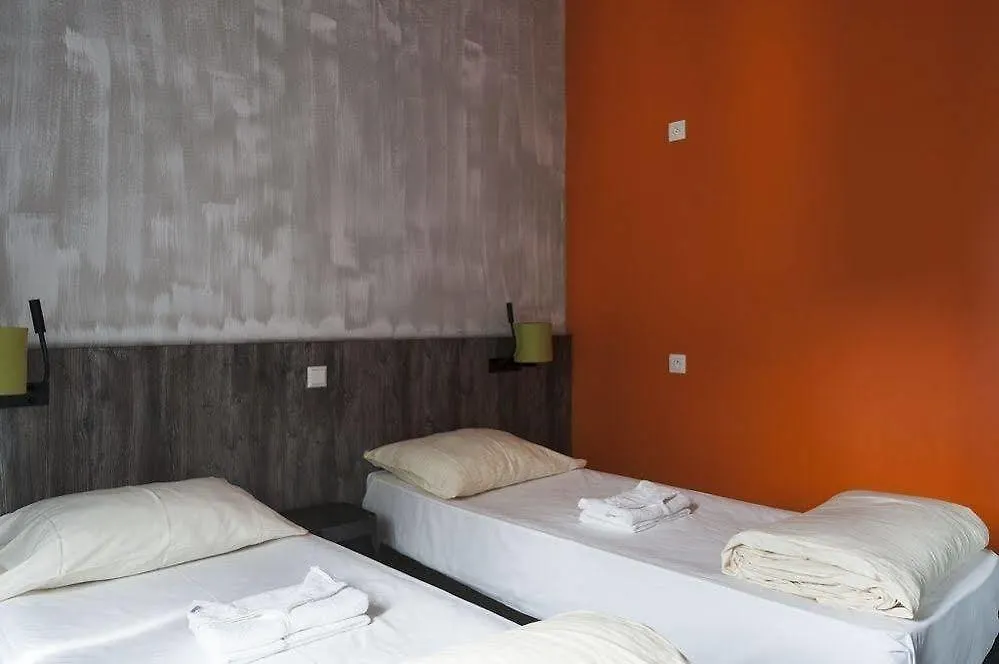 Brxxl 5 City Centre Hostel Brussels