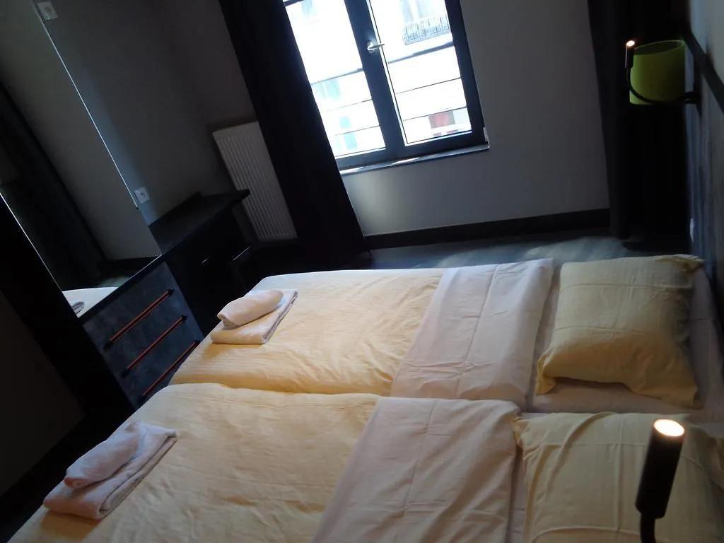 Brxxl 5 City Centre Hostel Brussels